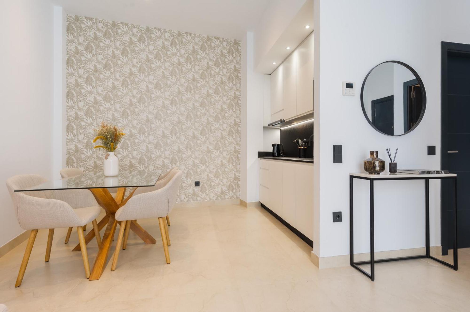 New Design Apartment - Private Patio - Gallos 2 Sewilla Zewnętrze zdjęcie
